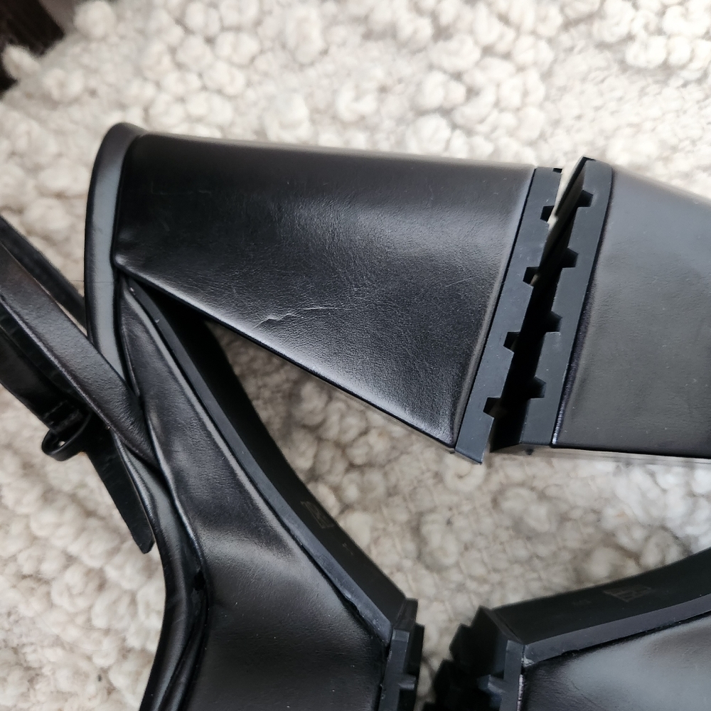 Zara Chunky Block Heel Sandals - Picture 4 of 14
